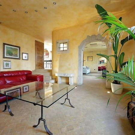 Suity I Penthouse With Two Terraces Рим Екстер'єр фото