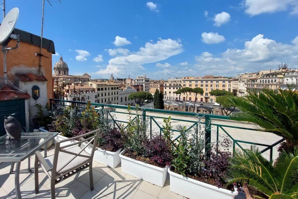 Suity I Penthouse With Two Terraces Рим Екстер'єр фото